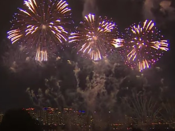 여의도 불꽃 축제, 좋기만 한가?